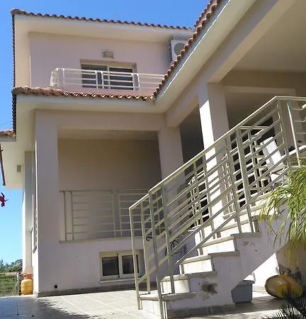 Windmills Apartment *
